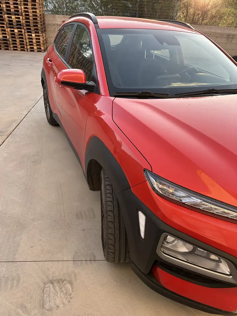 Hyundai KONA 1.0 t-gdi Comfort 2wd 120cv Оранжевый - 1