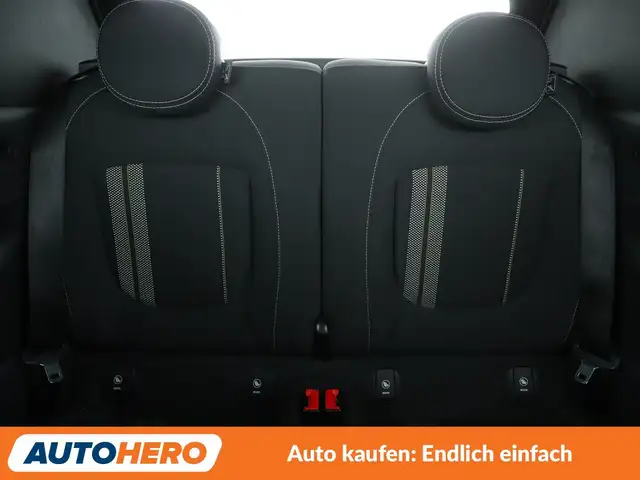 Mini Convertible view 15
