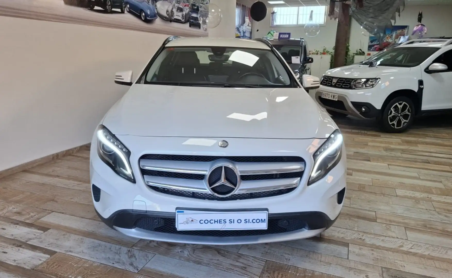 Mercedes-Benz GLA 200 200d Urban Blanco - 2