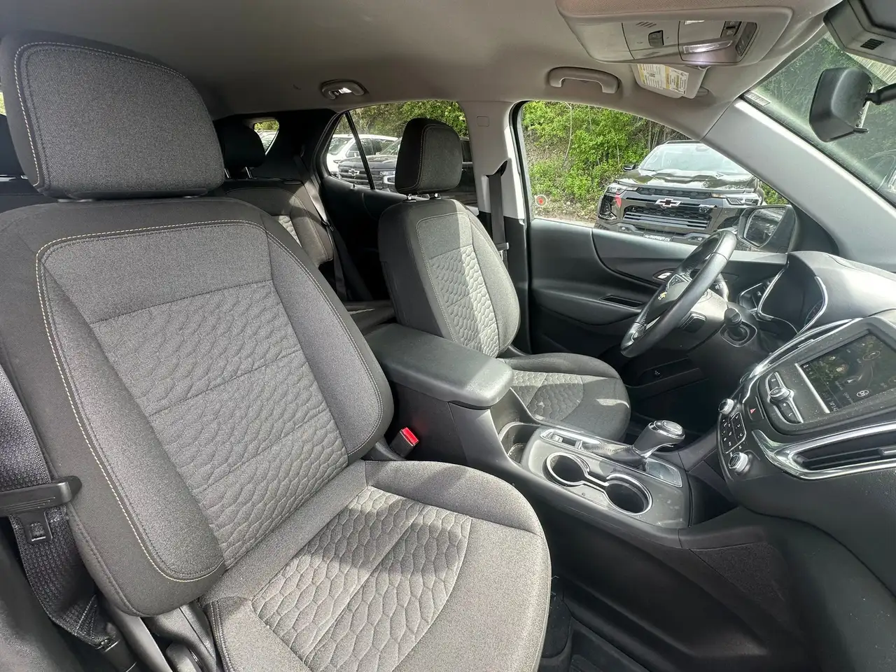 Chevrolet Equinox снимка Chevrolet Equinox