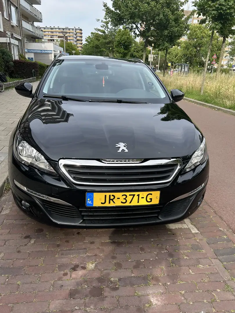 Peugeot 308 1.2 PureTech Style Czarny - 1