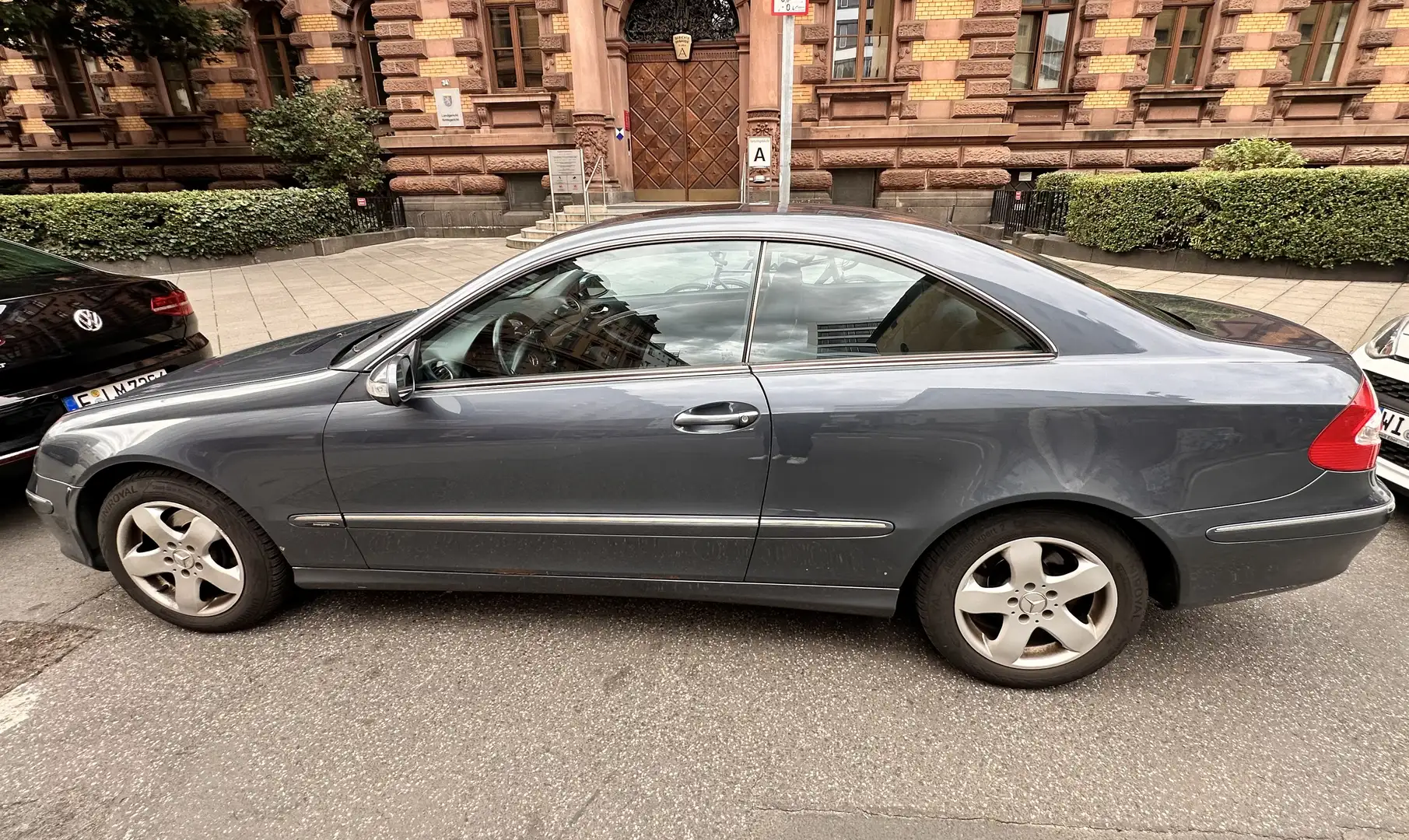 Mercedes-Benz CLK 240 Coupe Avantgarde - 1