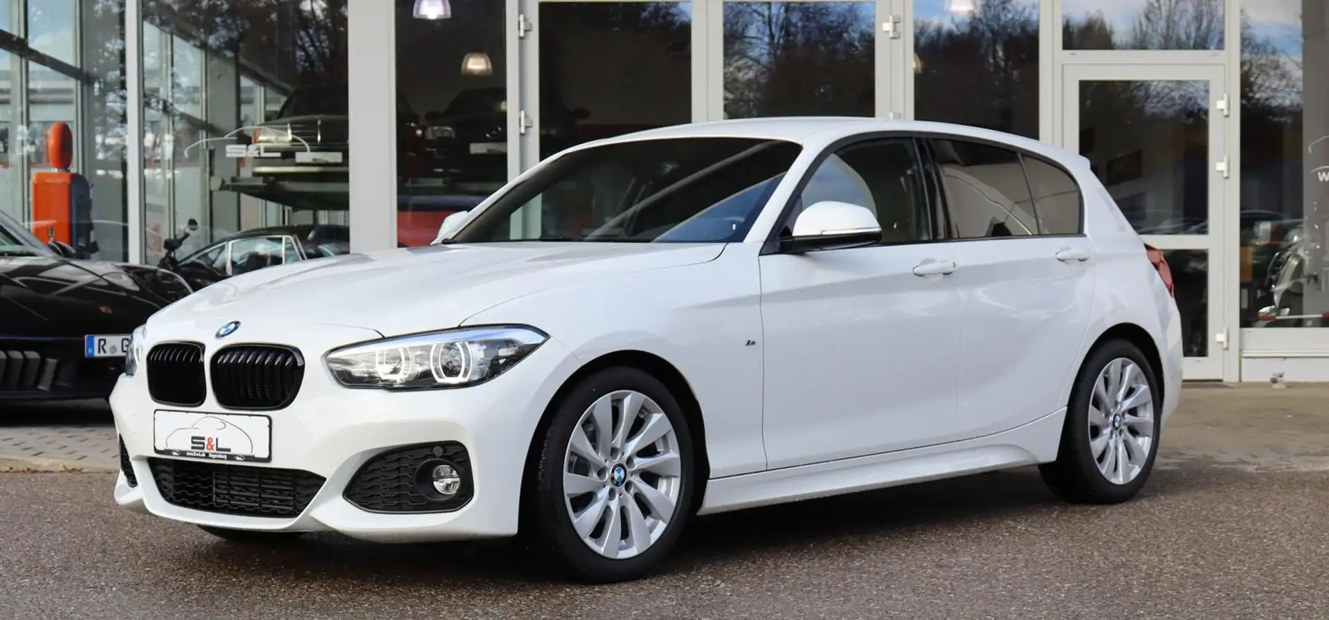BMW 118 i M Sport / LED Wit - 1