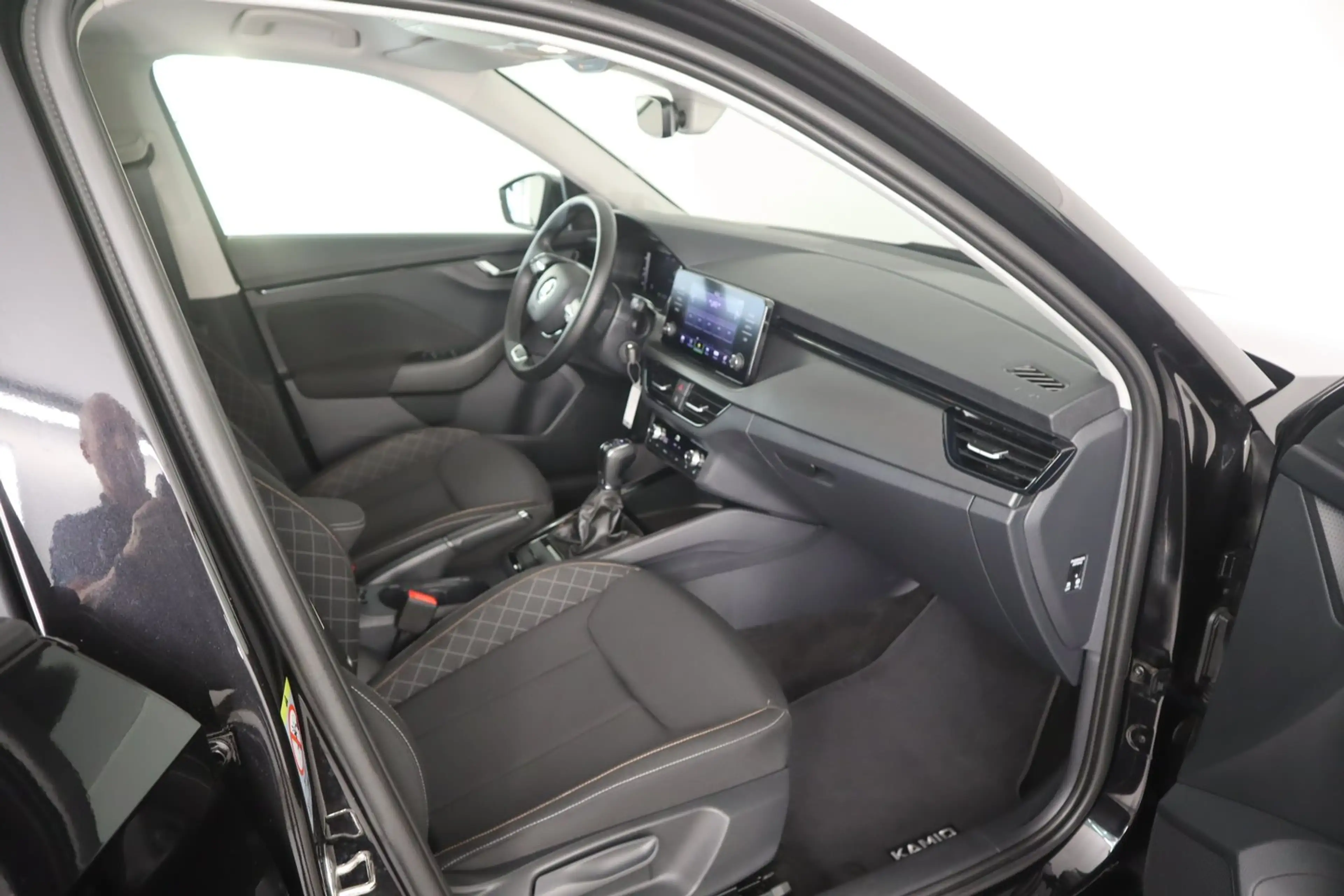 Skoda Kamiq Selection TSI DSG — photo 11