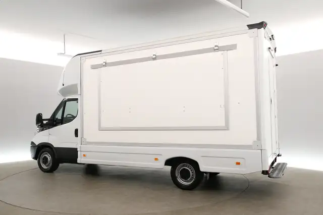 Iveco Daily view 4