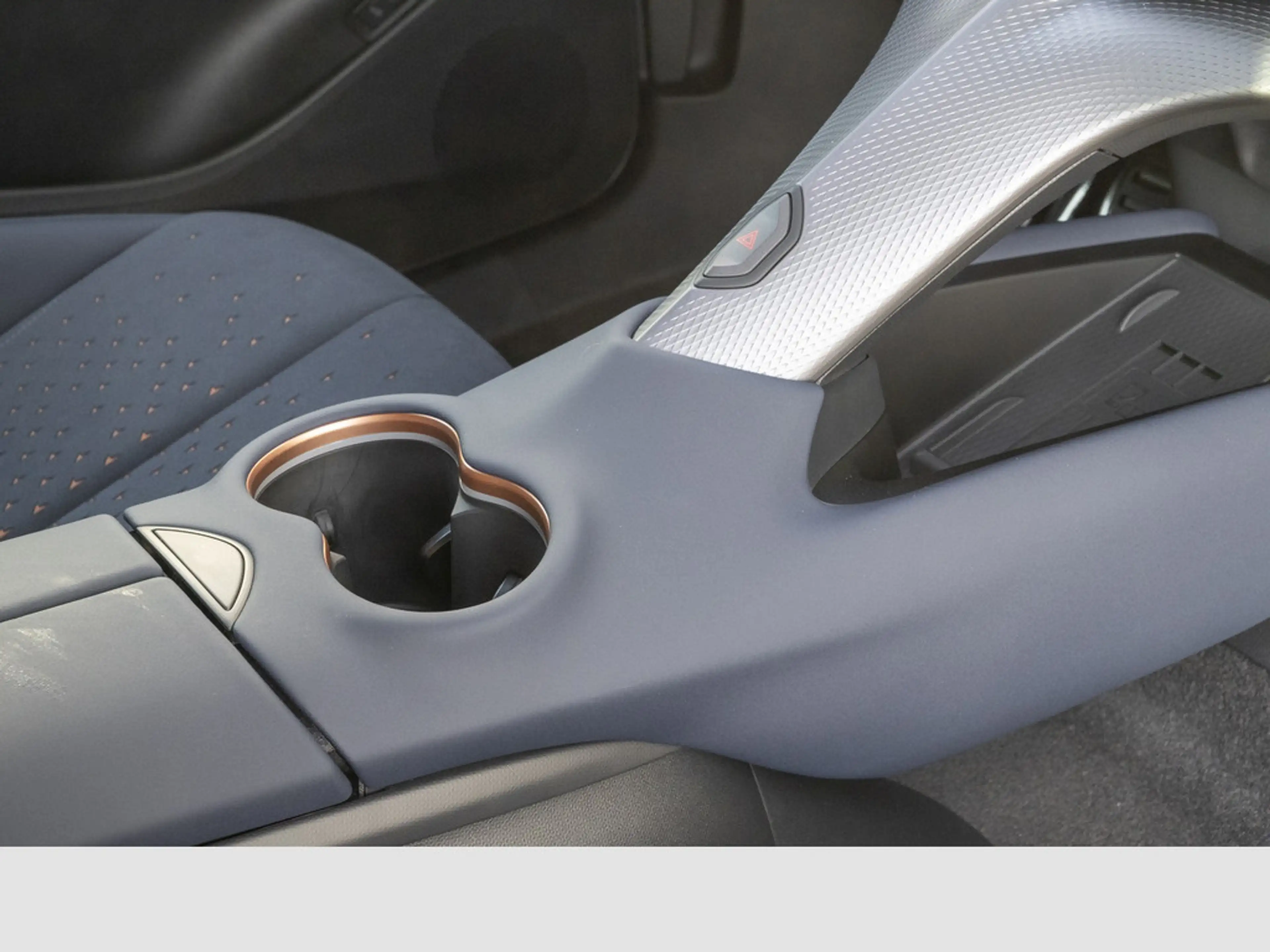 CUPRA Tavascan Endurance 210 kW 77Kwh — photo 10