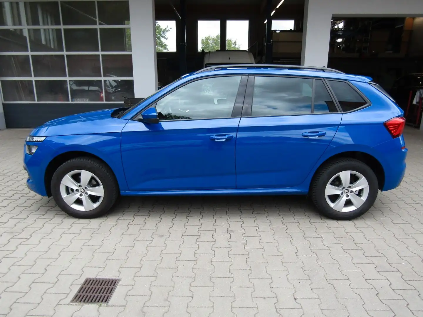 Skoda Kamiq Ambition PLUS Selection  Kamera  LED  DAB Blau - 1