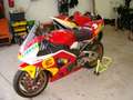 Suzuki GSX 750 GSX R 750 - 2001 Roşu - thumbnail 2
