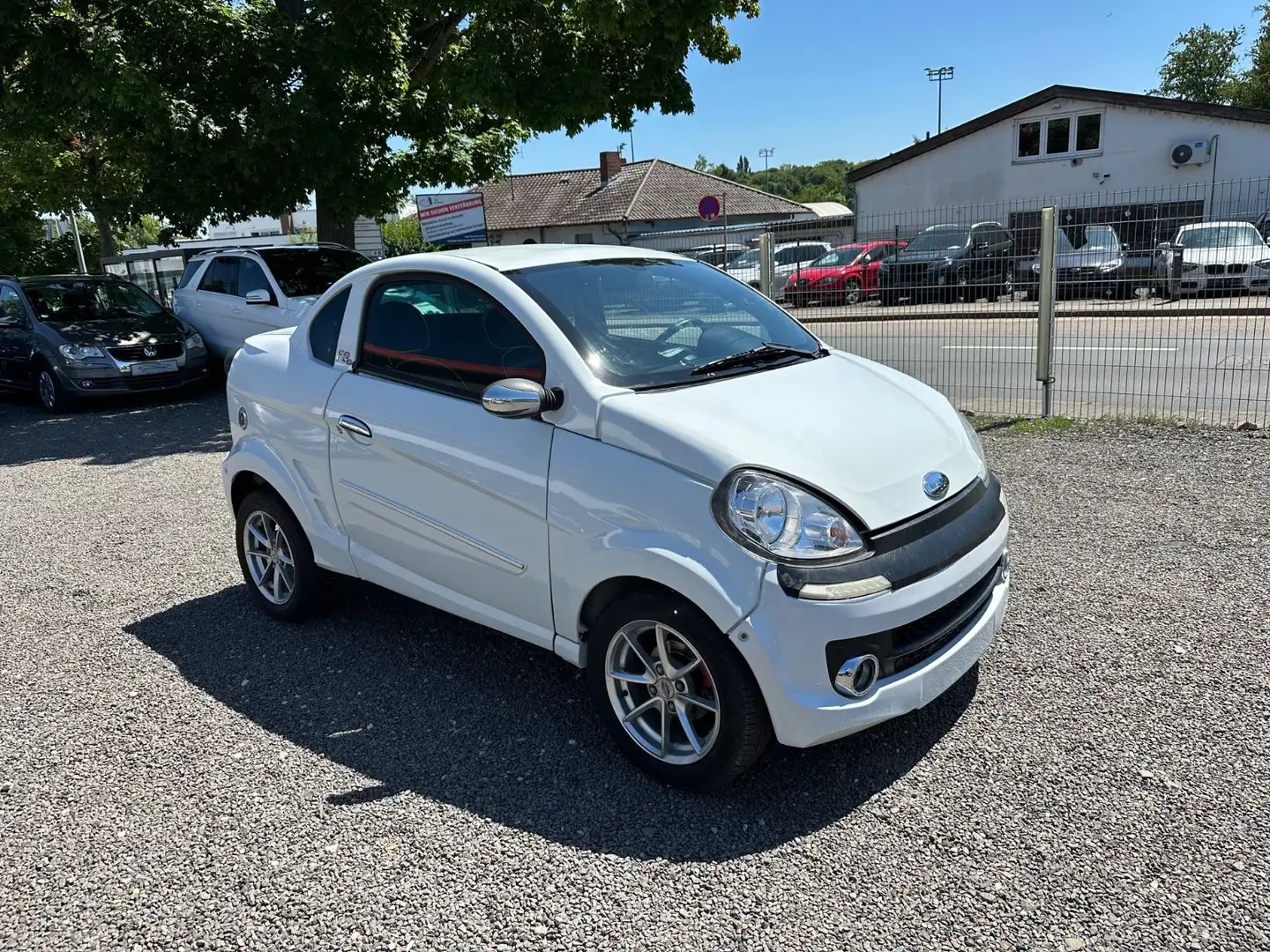 Microcar M.Go 2 F8c Diesel Blanc - 1