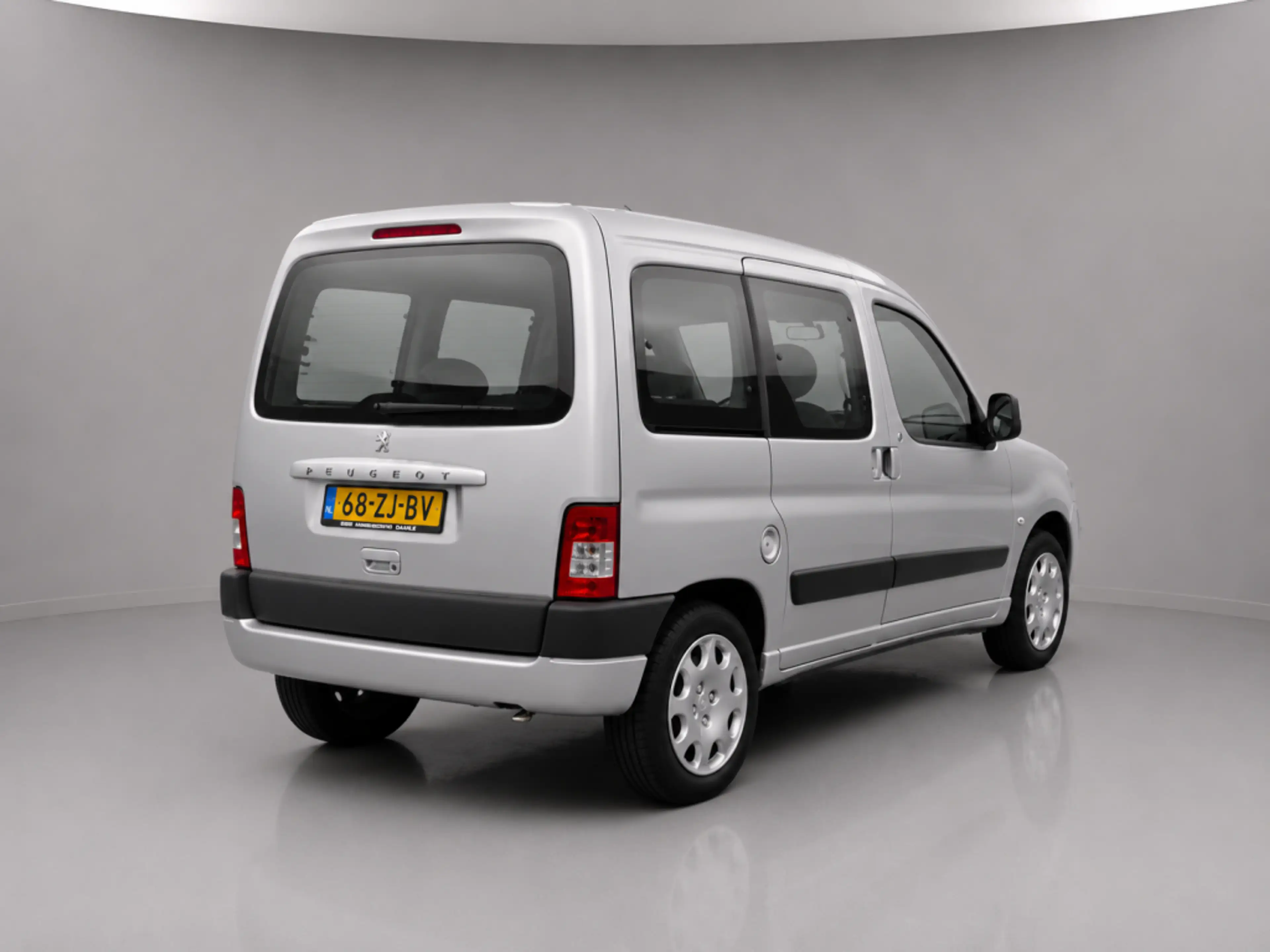 Peugeot Partner 1.6-16V XT — photo 2