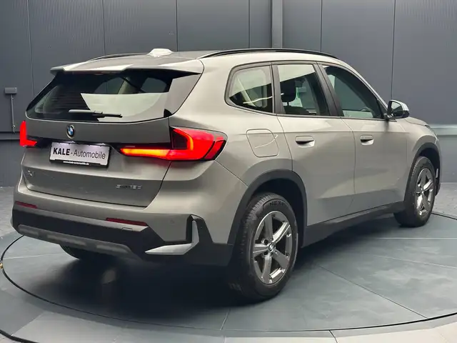 BMW X1 view 5