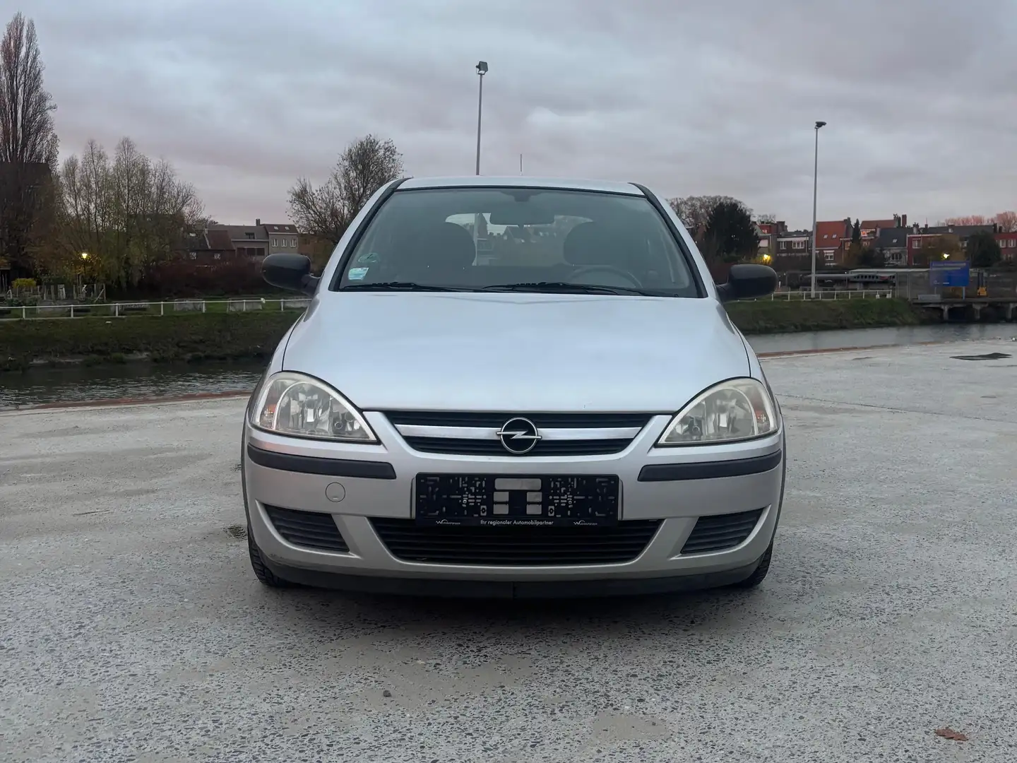Opel Corsa 1.0i XE 12v N Joy Easytronic - 2