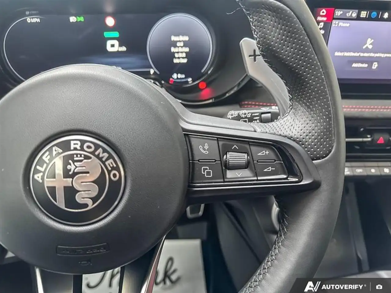 Alfa Romeo Tonale снимка Alfa Romeo Tonale