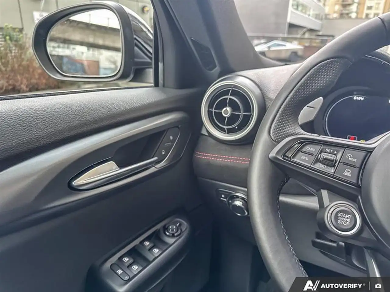 Alfa Romeo Tonale снимка Alfa Romeo Tonale