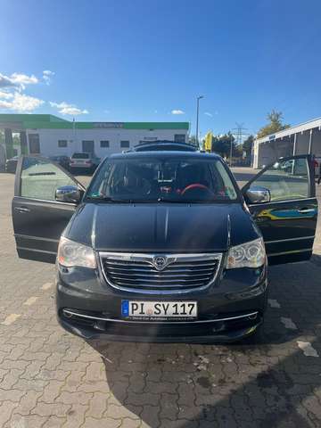 Lancia Voyager 2.8 CRD16v Silver