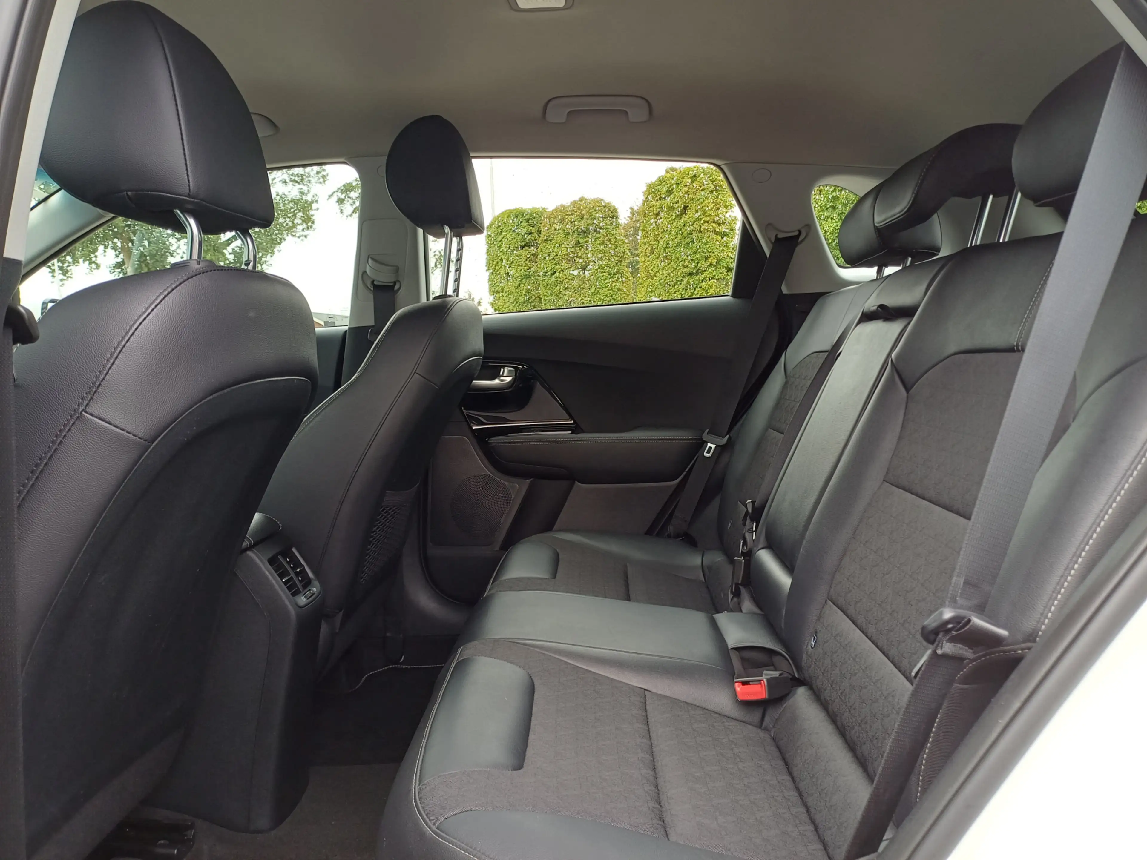 Kia Niro 1.6 GDi Hybrid DynamicLine | TREKHAAK AFNEEMBAAR | — photo 8