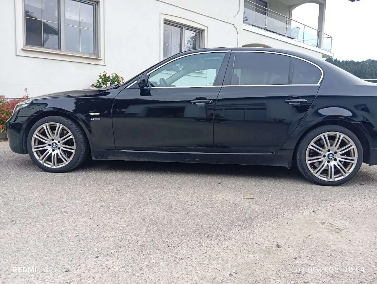 BMW 525 525d Schwarz - 1