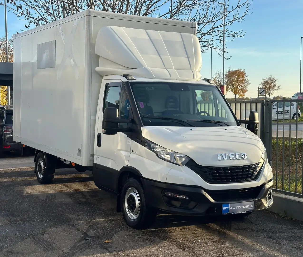 Iveco Daily EK 35S14 Radstand 4100 // MÖBELKOFFER // - 2