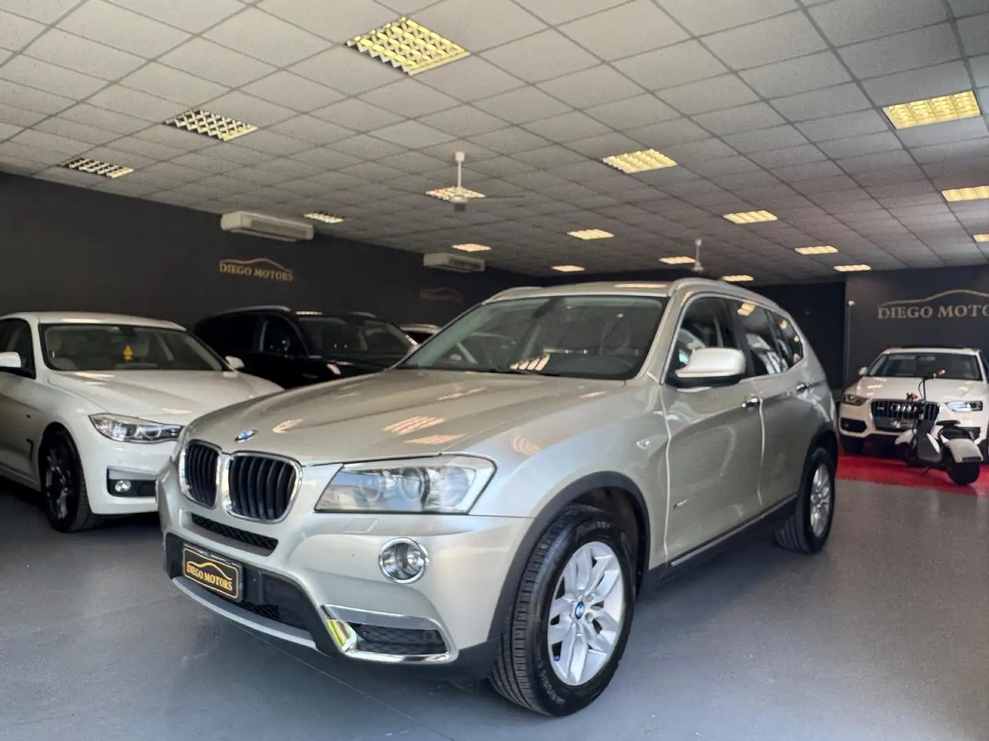 BMW X3 xdrive20d Futura Grijs - 1