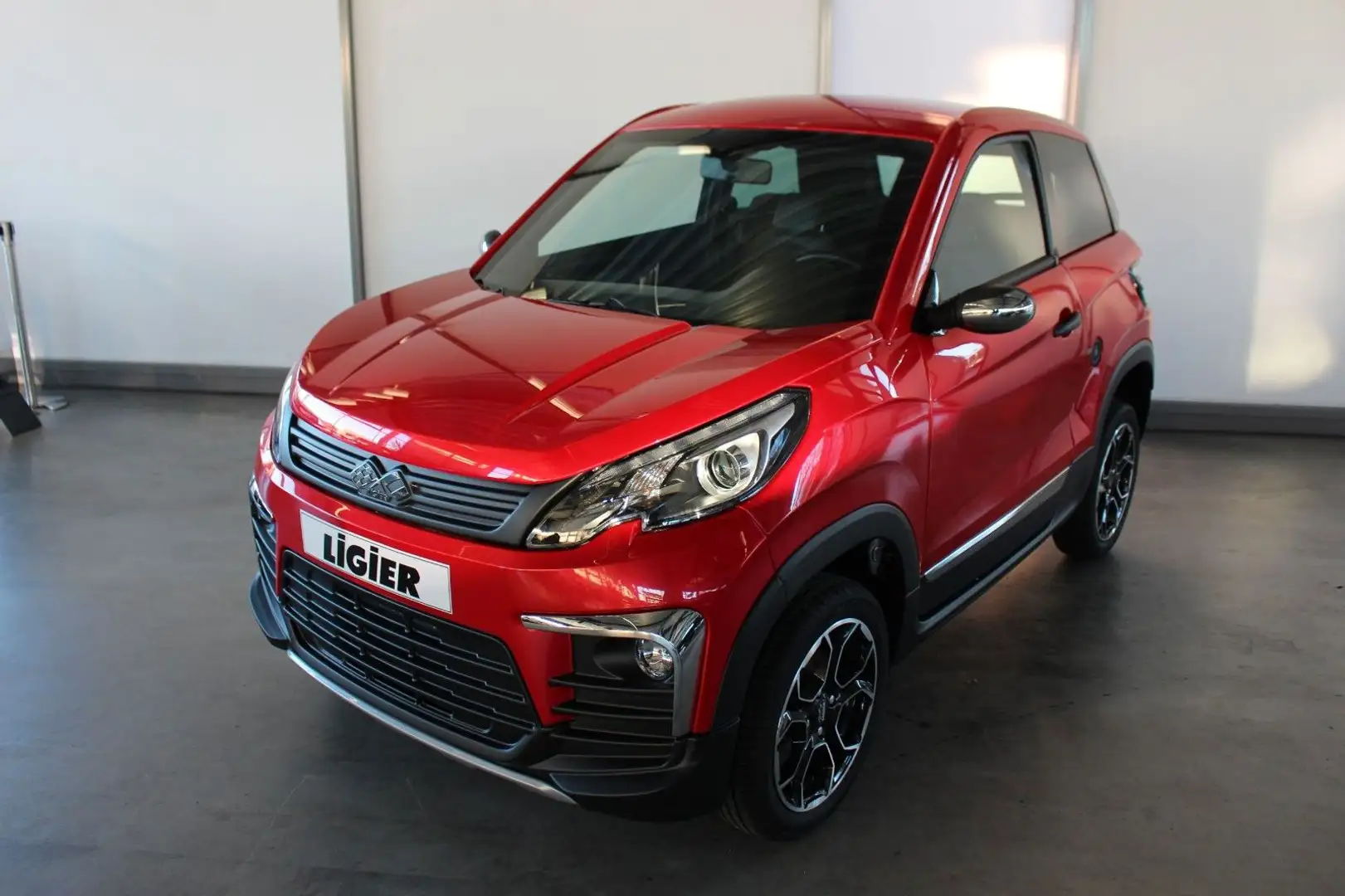 Ligier JS 60 Chic Servolenkung Rückfahrkamera ab 15! Rot - 1