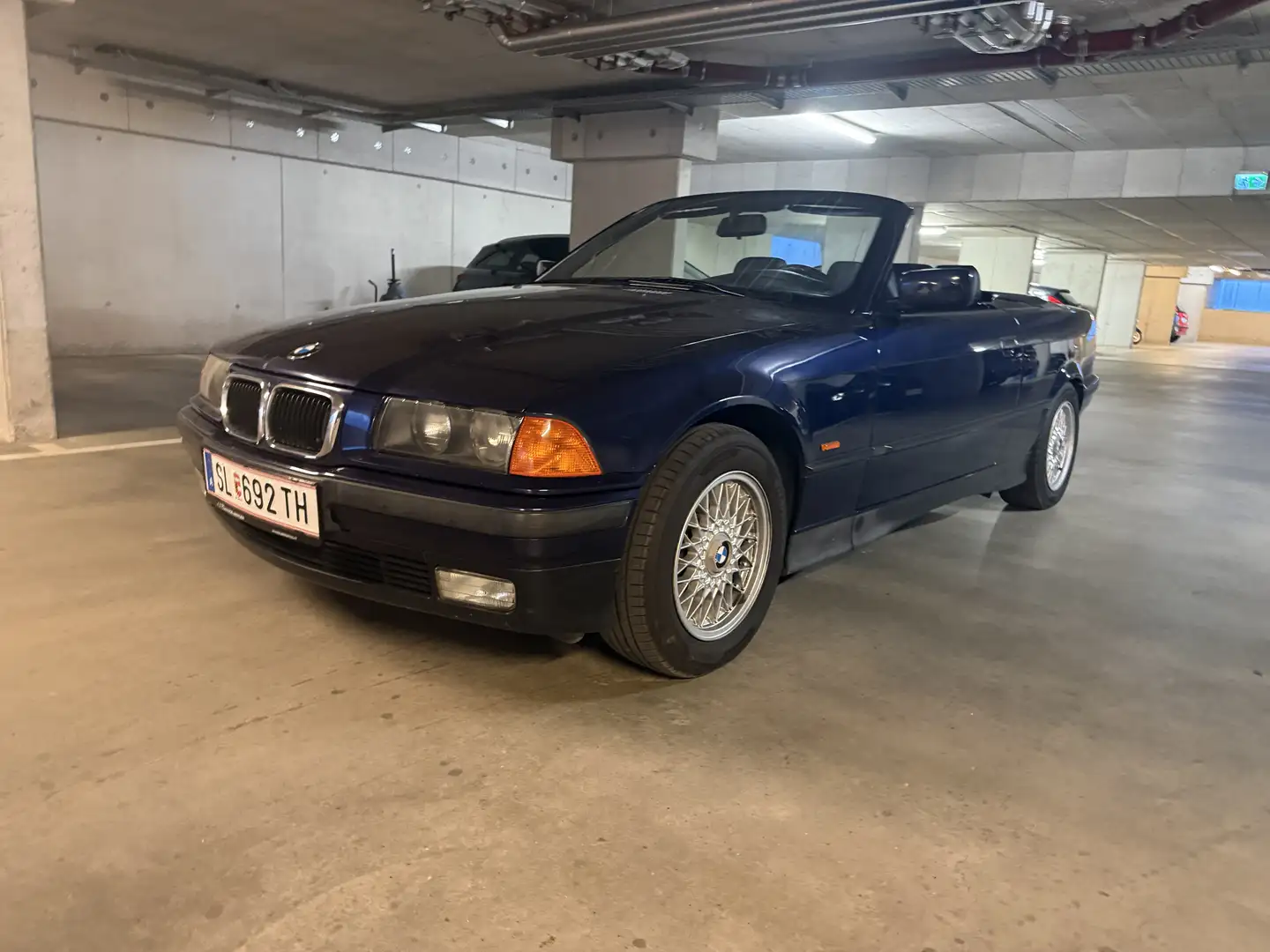 BMW 318 318i Cabrio Österreich-Paket - 2