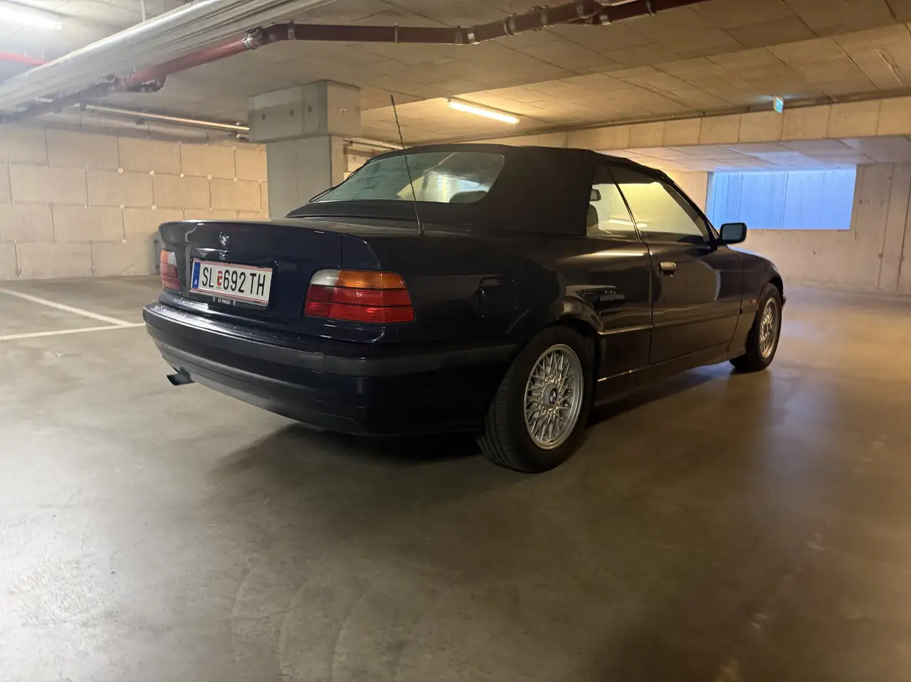 BMW 318i Cabrio Österreich-Paket, foto 9