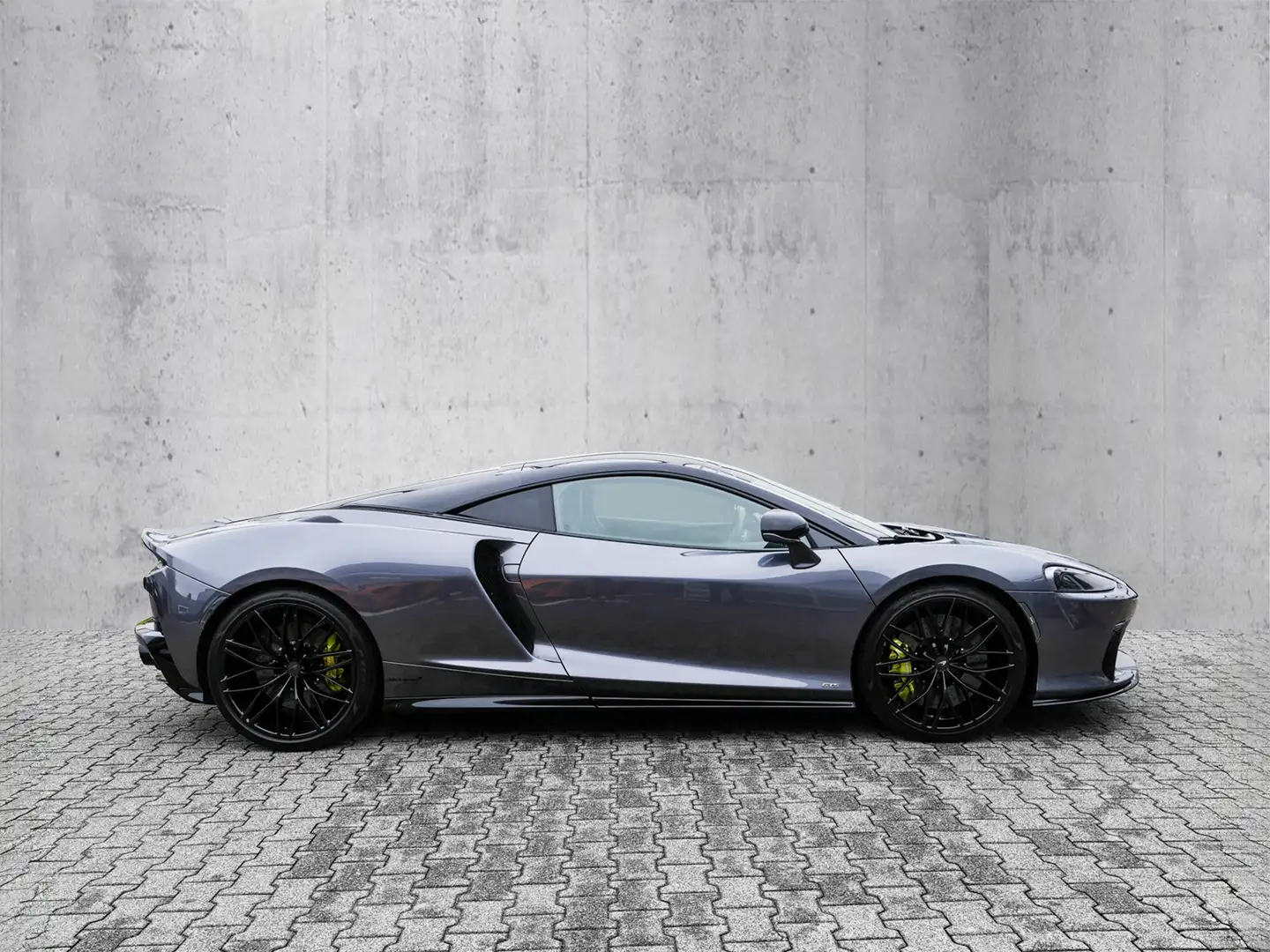 Audi A6 Luxe, MSO Black Pack, Sports Exhaust Grau - 2