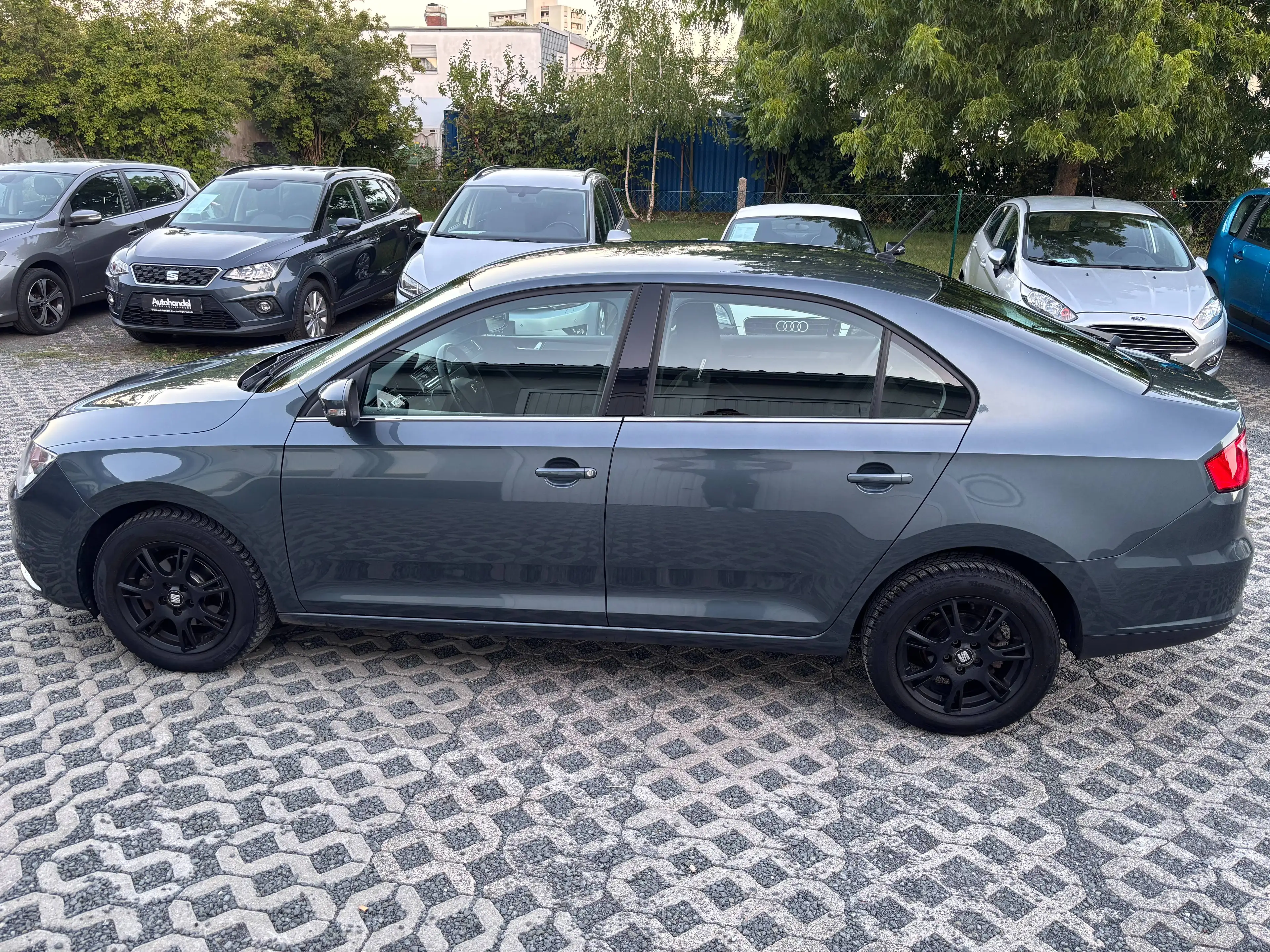 SEAT Toledo Style - Benzin, TÜV Neu, Klima, Garantie — photo 4