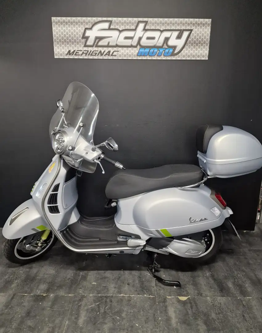 Vespa GTS 300 - 1
