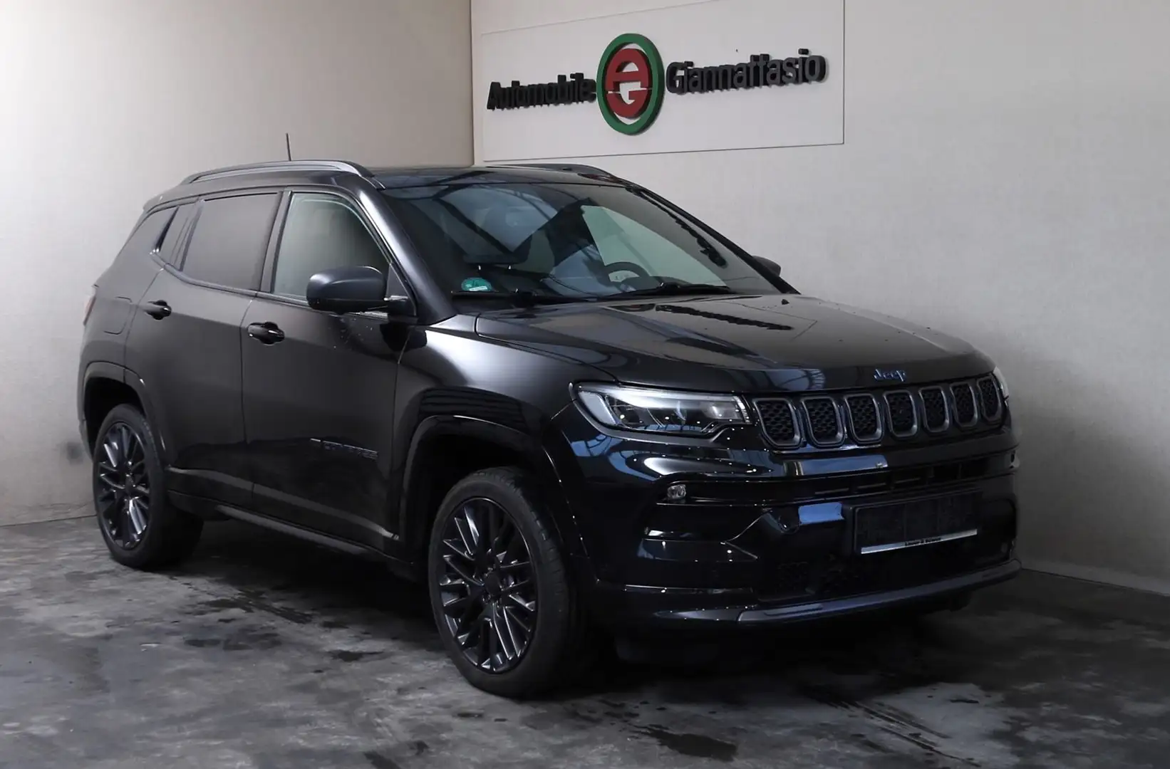 Jeep Compass 80thAnniversaryPlug-InHybrid4WD*Pano*AHK Schwarz - 1