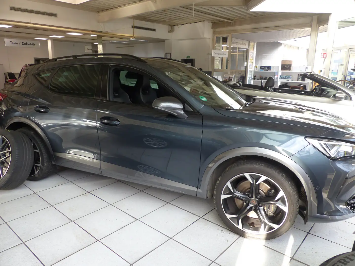 CUPRA Formentor VZ 4Drive Grau - 2