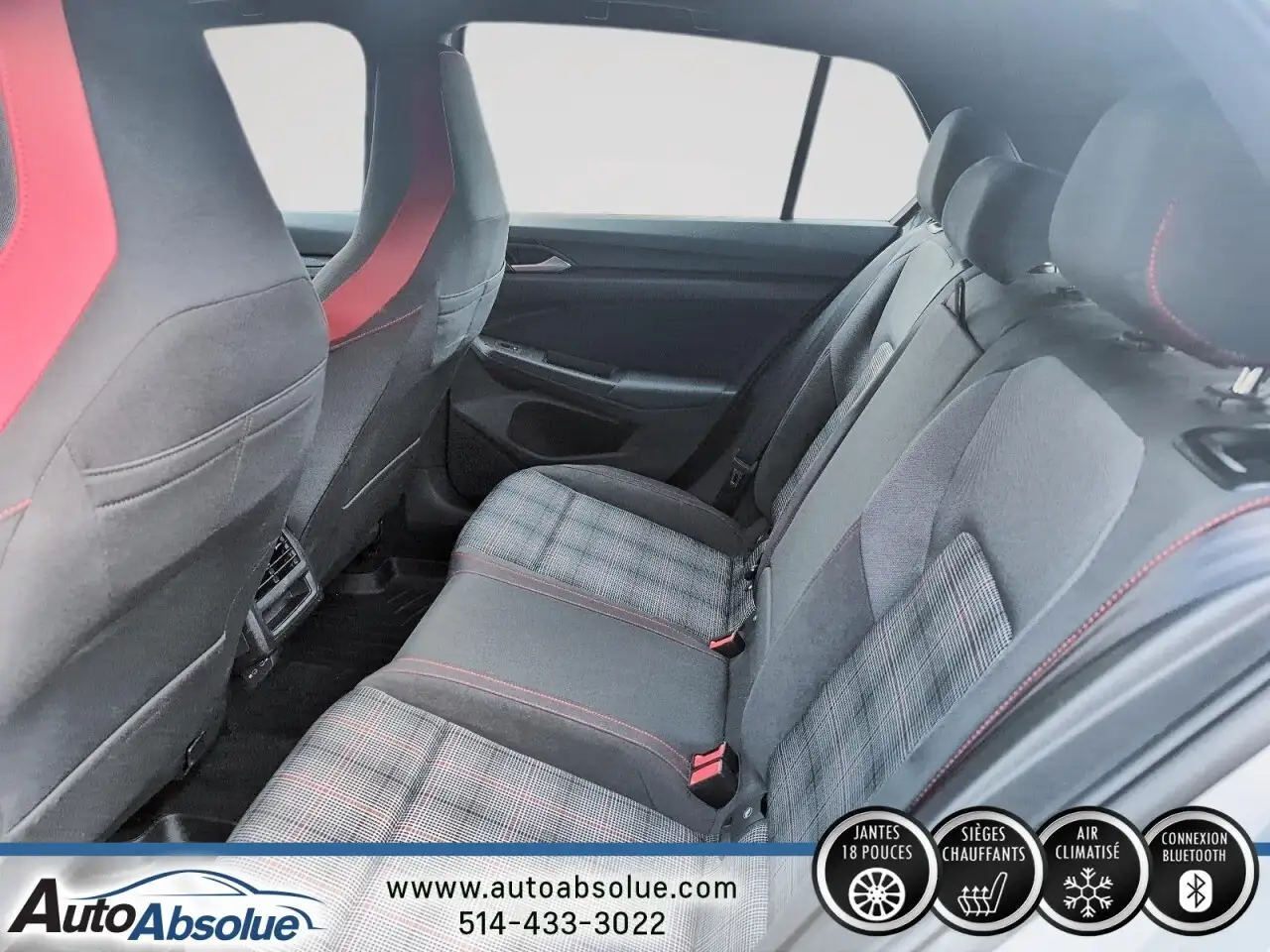 Volkswagen Golf GTI снимка Volkswagen Golf GTI