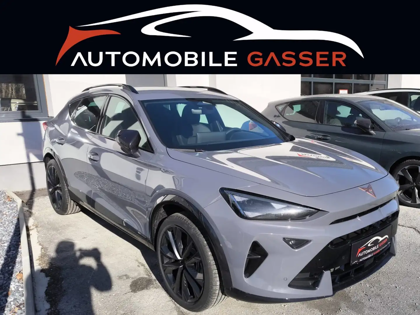 CUPRA Formentor 1,5 TSI ACT 150PS Grau - 1