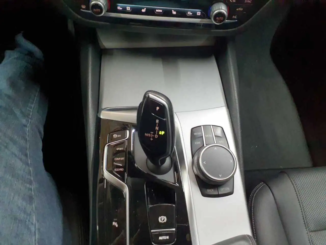 BMW 520 520d Touring Aut. Navi Leder SHZ, миниатюра 10