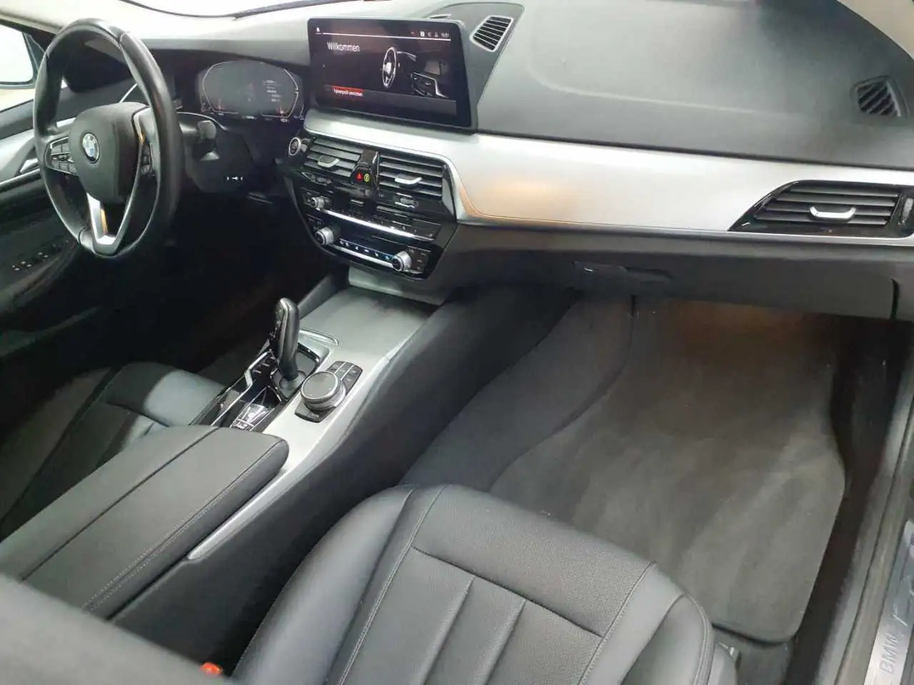 BMW 520 520d Touring Aut. Navi Leder SHZ, миниатюра 9