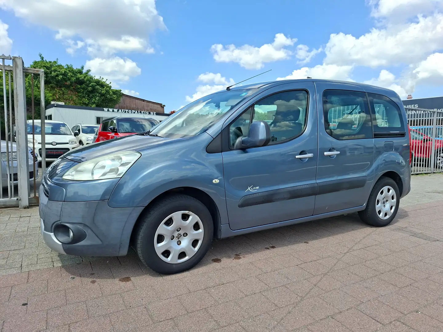 Peugeot Partner Partner Tepee HDi FAP 90 Tendance Gris - 2