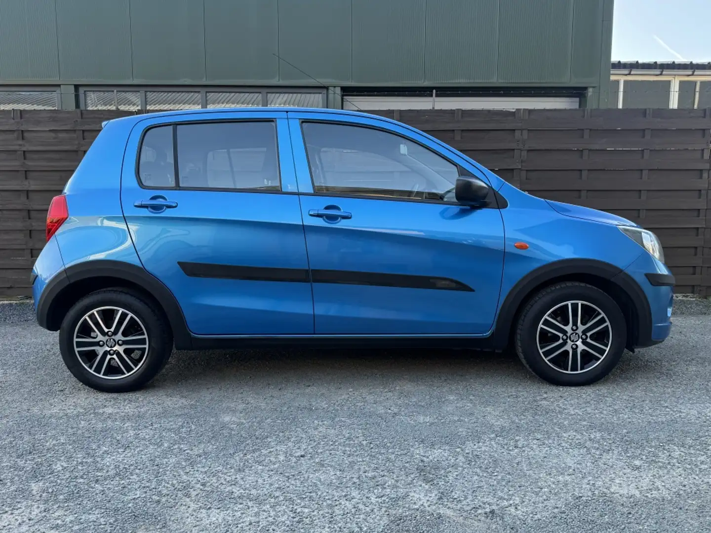 Suzuki Celerio 1.0 Comfort / Airco / Bluetooth / LM / Nieuwe APK Kék - 2