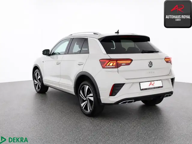 Volkswagen T-Roc view 3