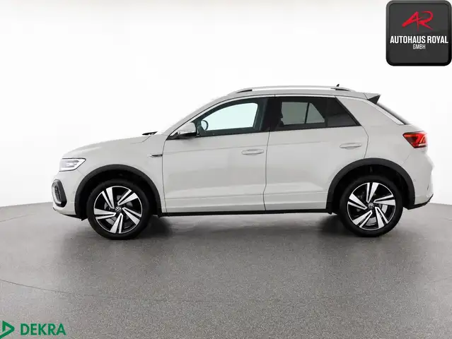 Volkswagen T-Roc view 2