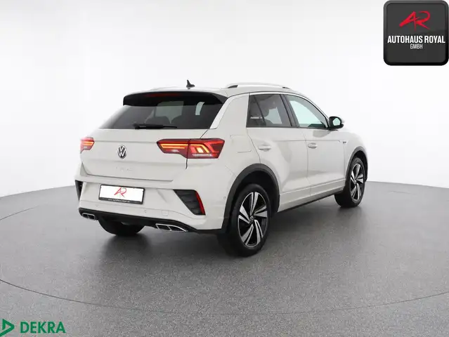 Volkswagen T-Roc view 5