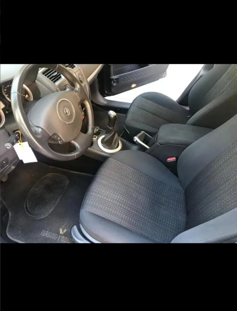 Renault Megane Mégane G.Tour 1.9DCI Confort Dynamique - 2