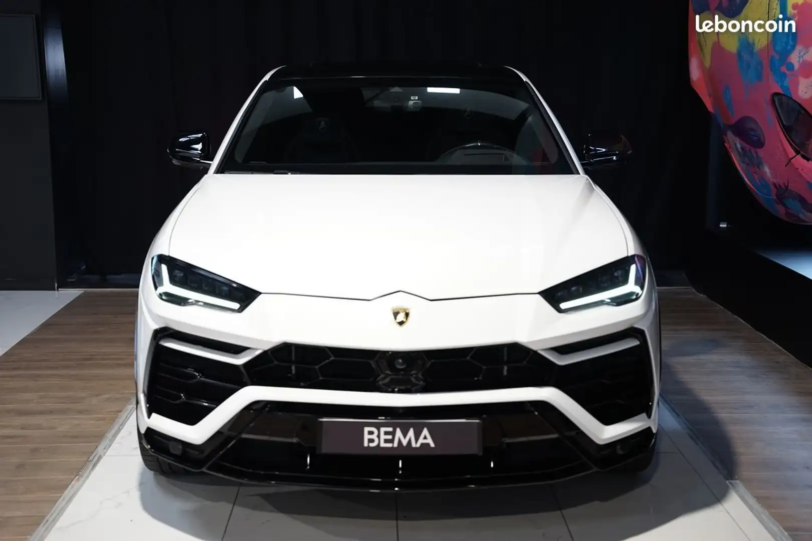 Lamborghini Urus | BIANCO MONOCERUS Akrapovic SENSONUM TOIT PANORAMIQUE Caméra 360° HUD Soft Close Wit - 2