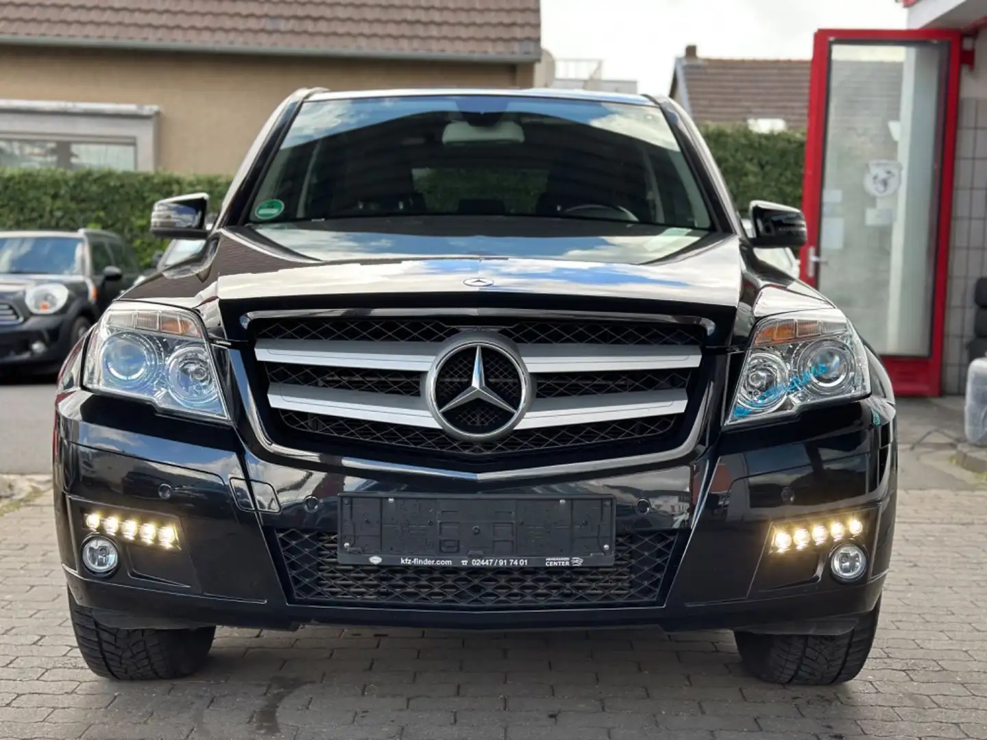 Mercedes-Benz GLK 220 CDI 4Matic Aut. NAVI LED AHK PDC SHZ ALU Černá - 2