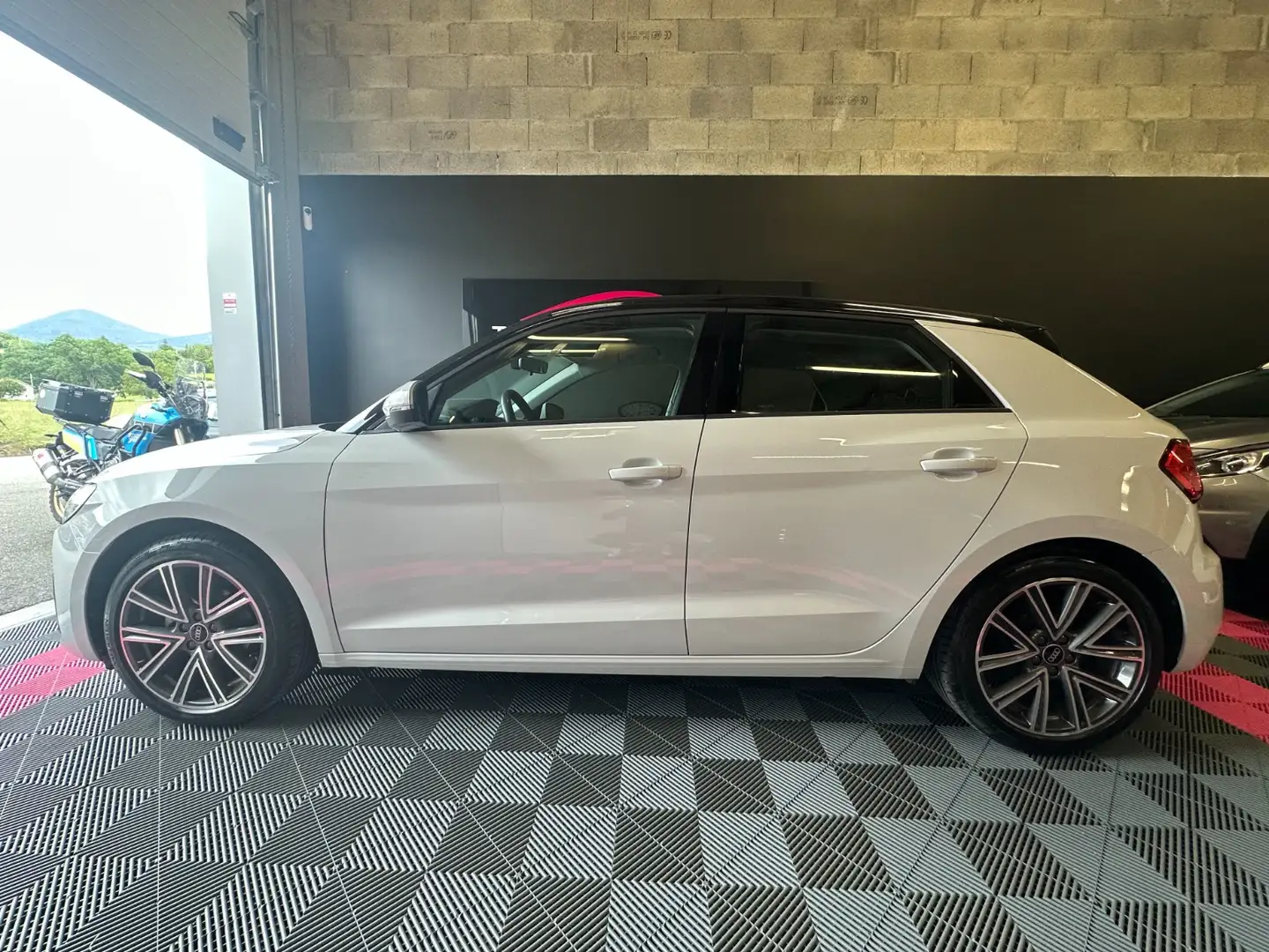 Audi A1 Advanced White - 2