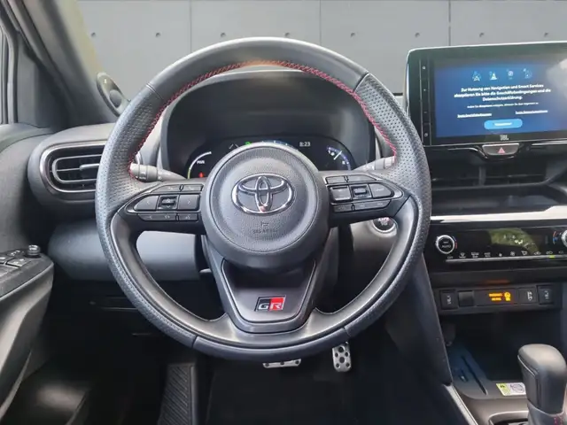 Toyota Yaris Cross view 13