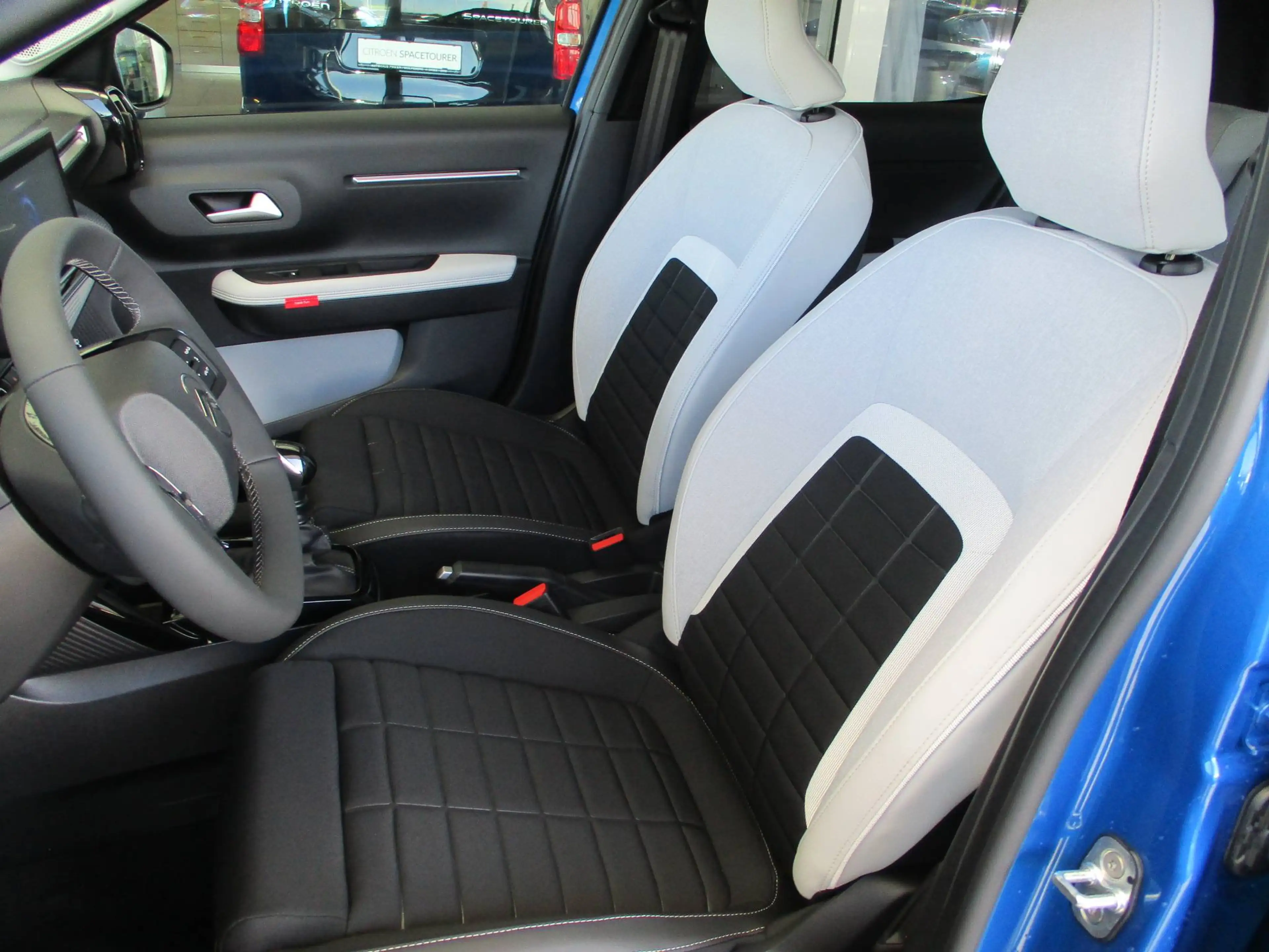 Citroen C3 Turbo 100 MAX — photo 9