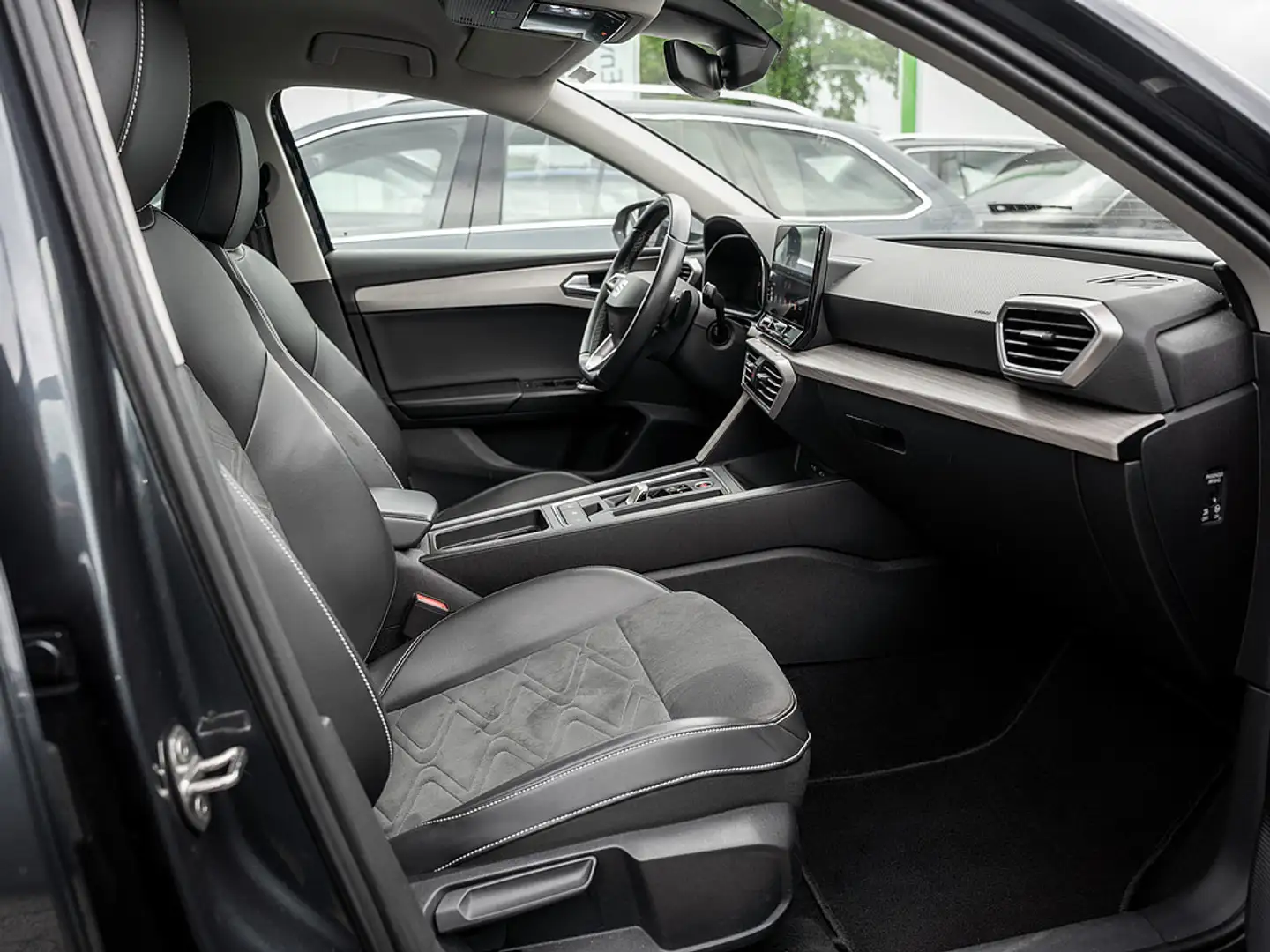 SEAT Leon Xcellence 1.4 TSI e-HYBRID Alu Navi Klim Grau - 2