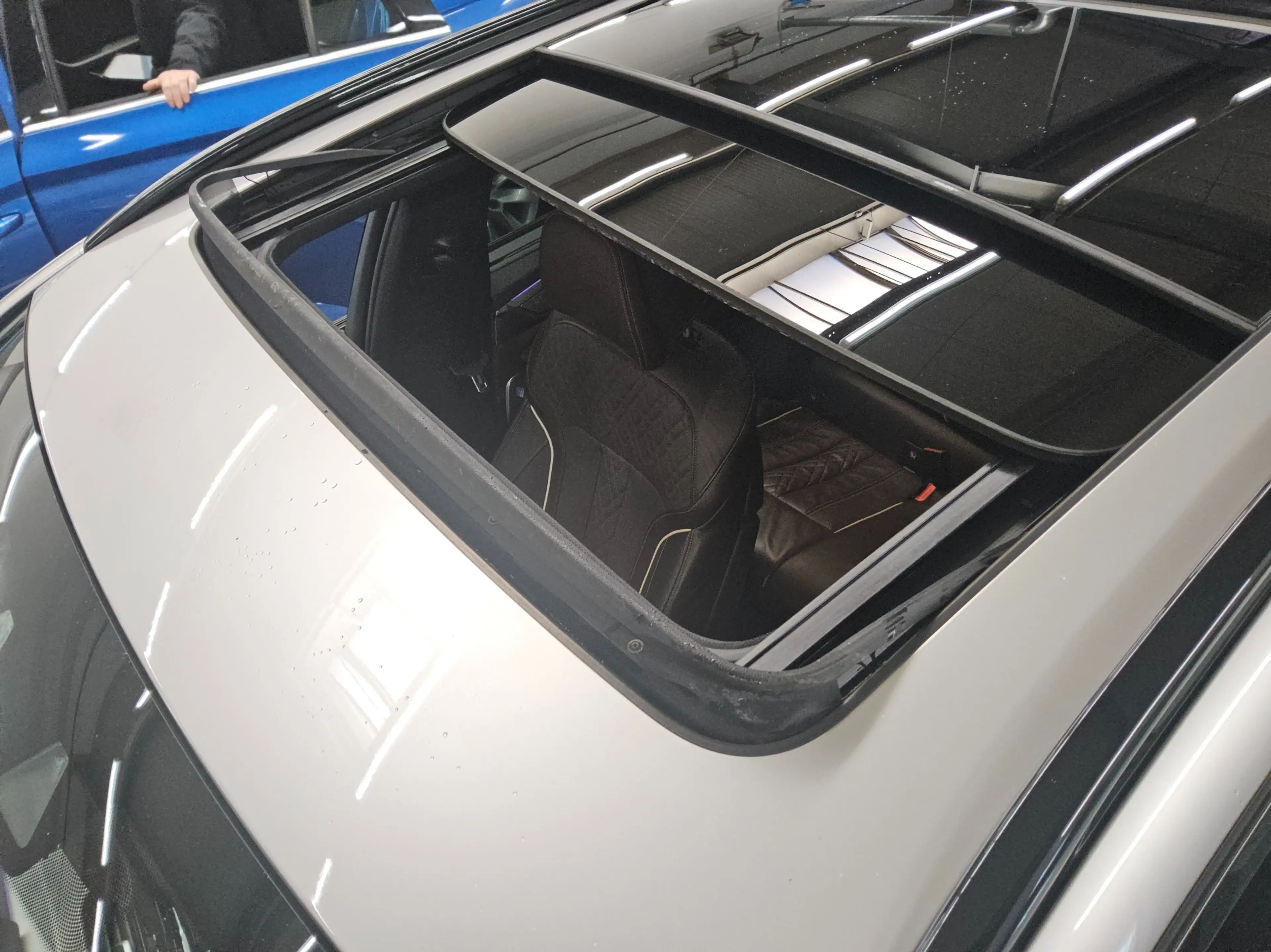 BMW M550 Touring xDr Navi LED Leder HuD Bowers Pano — photo 12