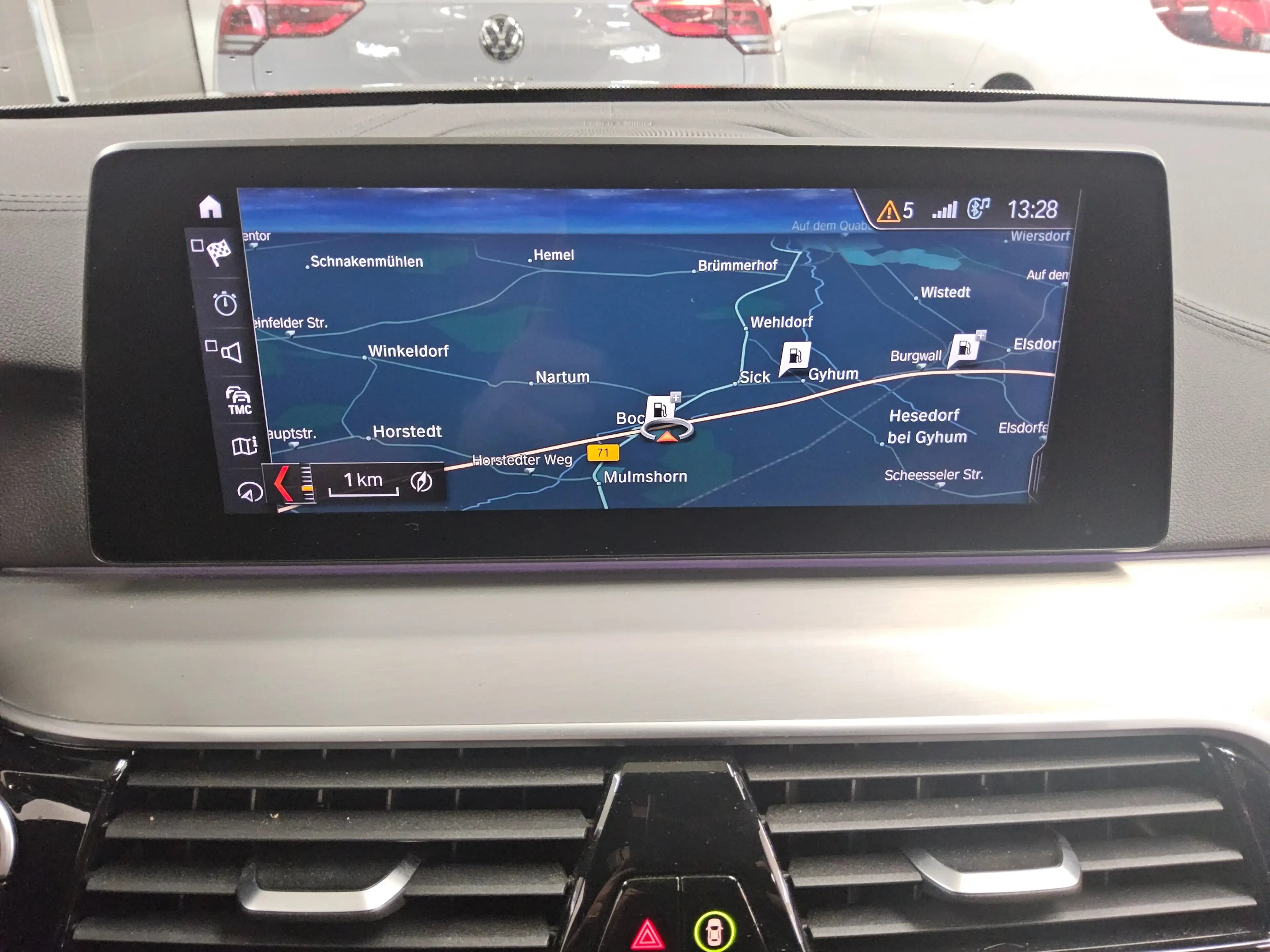 BMW M550 Touring xDr Navi LED Leder HuD Bowers Pano — photo 7