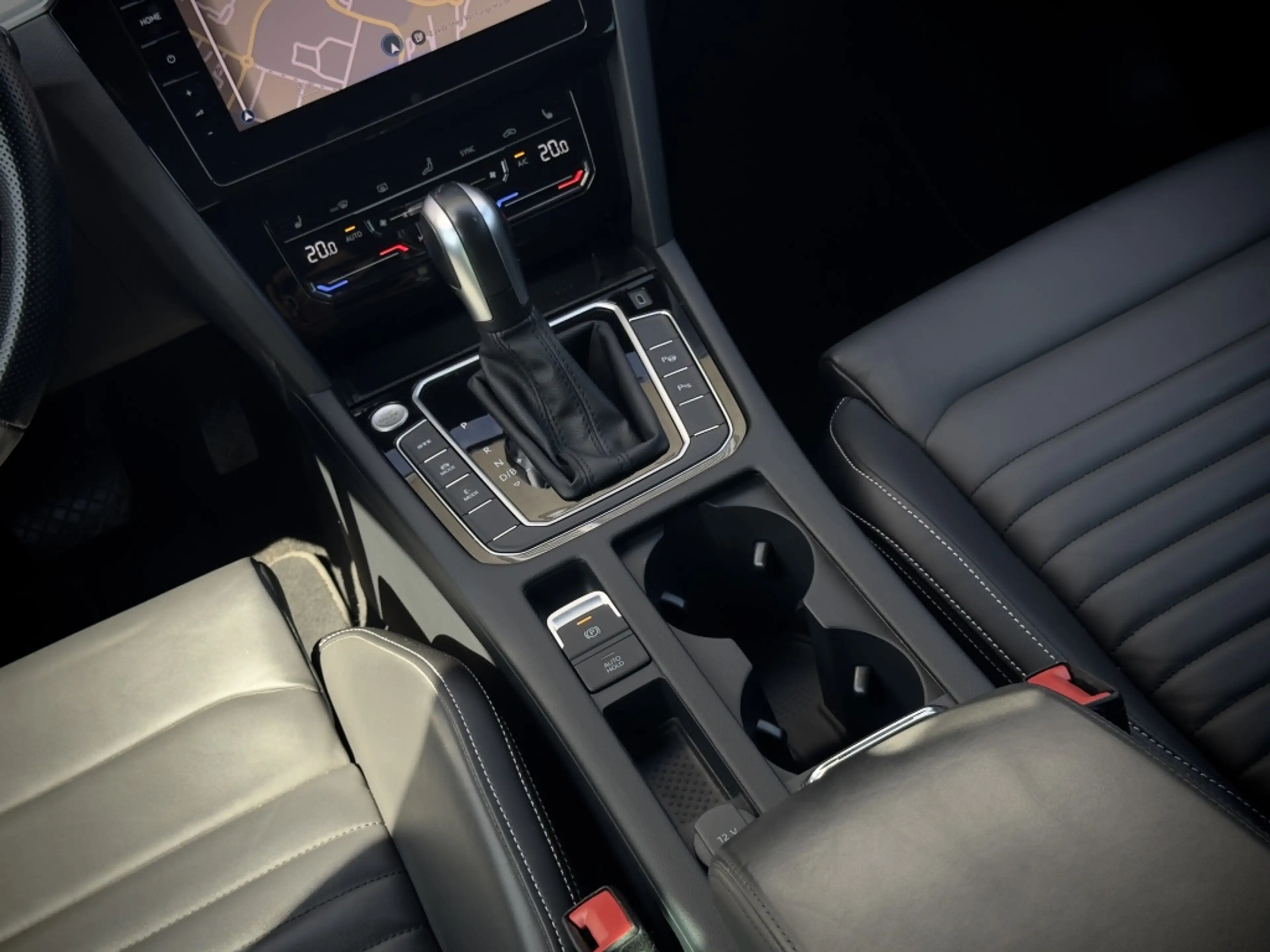 Volkswagen Passat Variant GTE | Panorama | Trekhaak | Leder | Ergoactive | I — photo 30